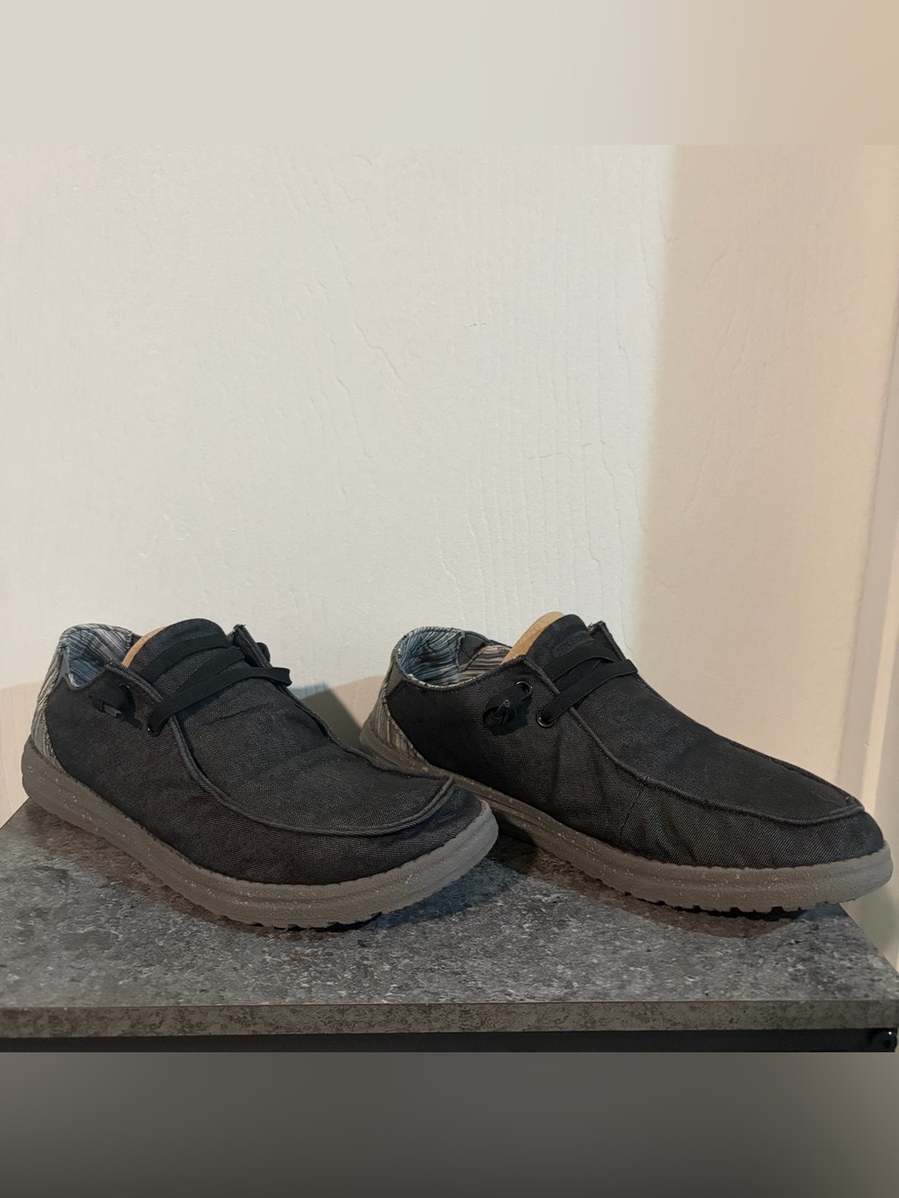 Skechers Black Slip-On Canvas Loafers size 8.5